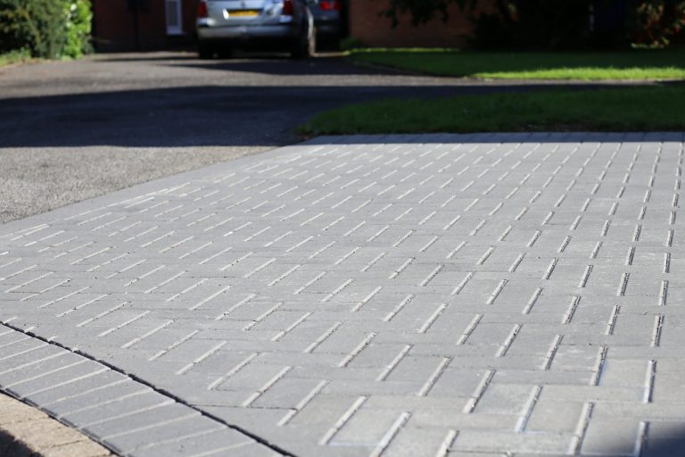 Leeds block paving contractors